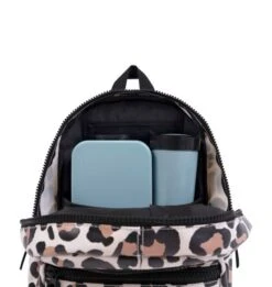 Little Legends Kinderrugzak Large Leopard Shark 9 Little Legends Kinderrugzak Large Leopard Shark -Fissler-winkel leopard shark backpack l collab little legends beach and bandits indise